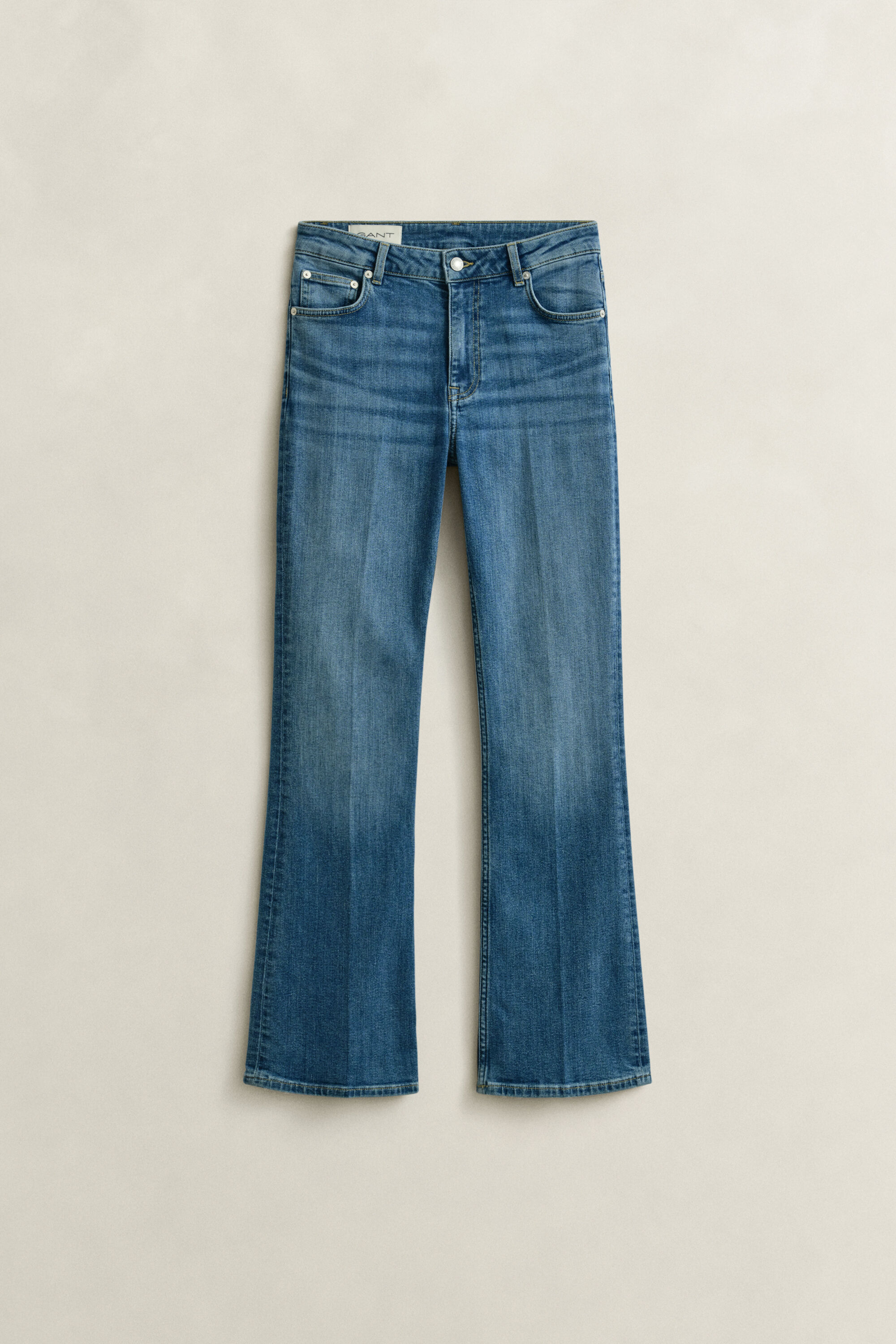 Slim utställda stretchjeans