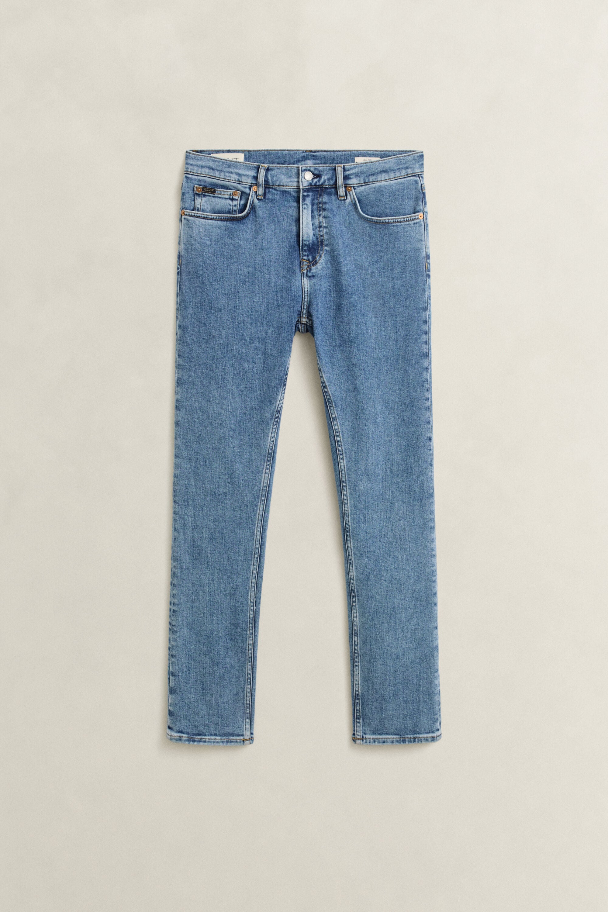 Slim fit jeans i stilren tvätt
