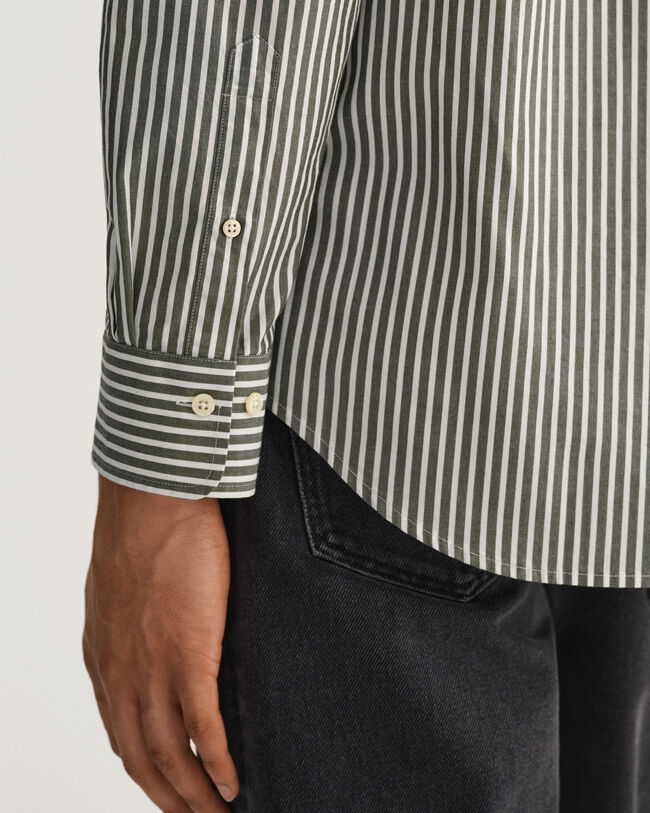 Regular fit randig poplinskjorta