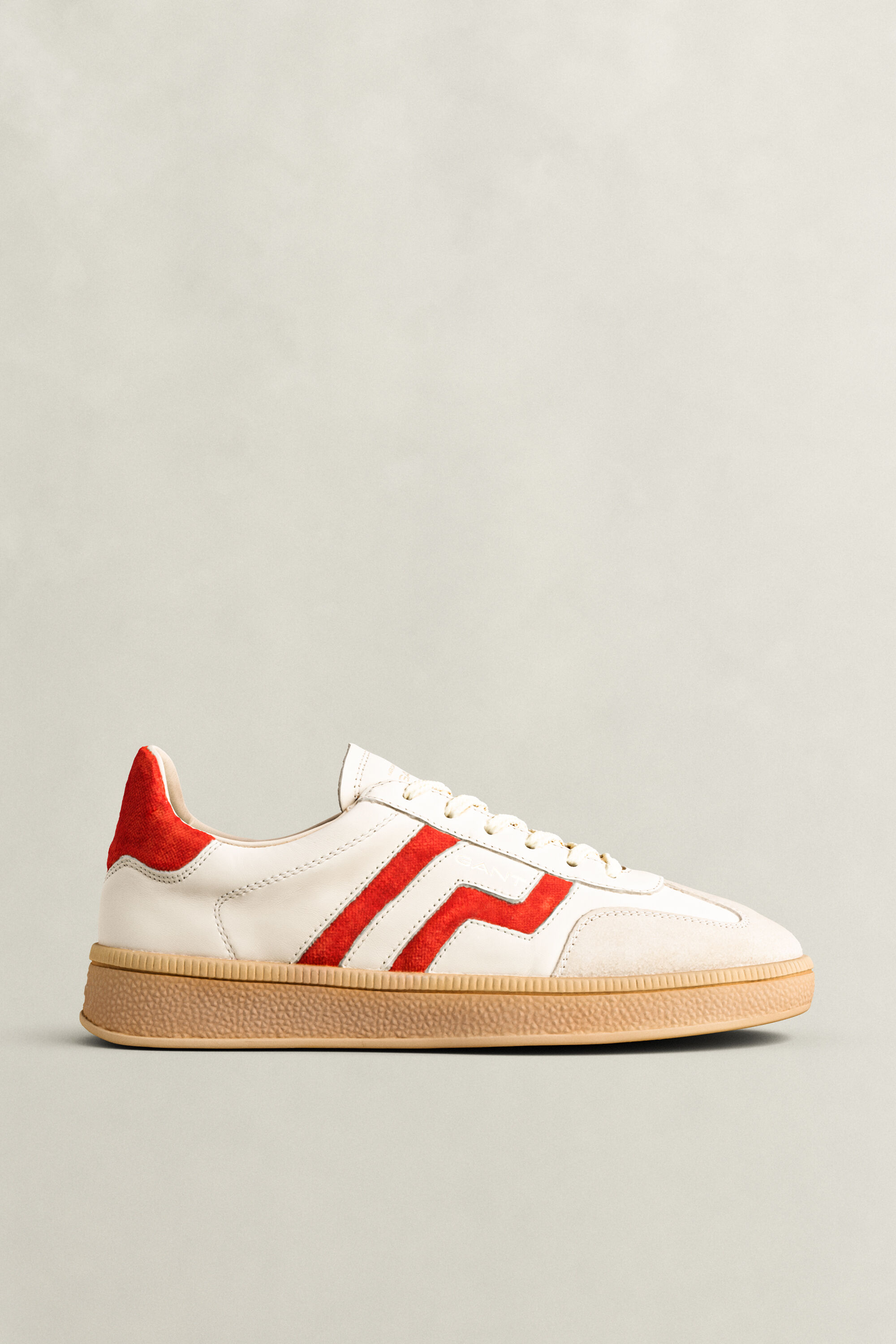 Cuzima sneakers i mocka och skinn