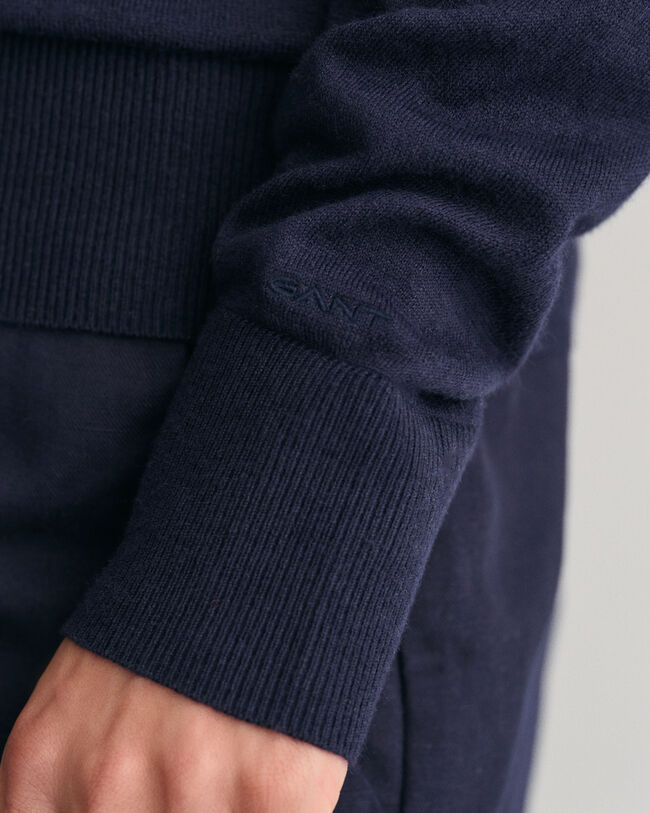 Finstickad tröja med rund hals