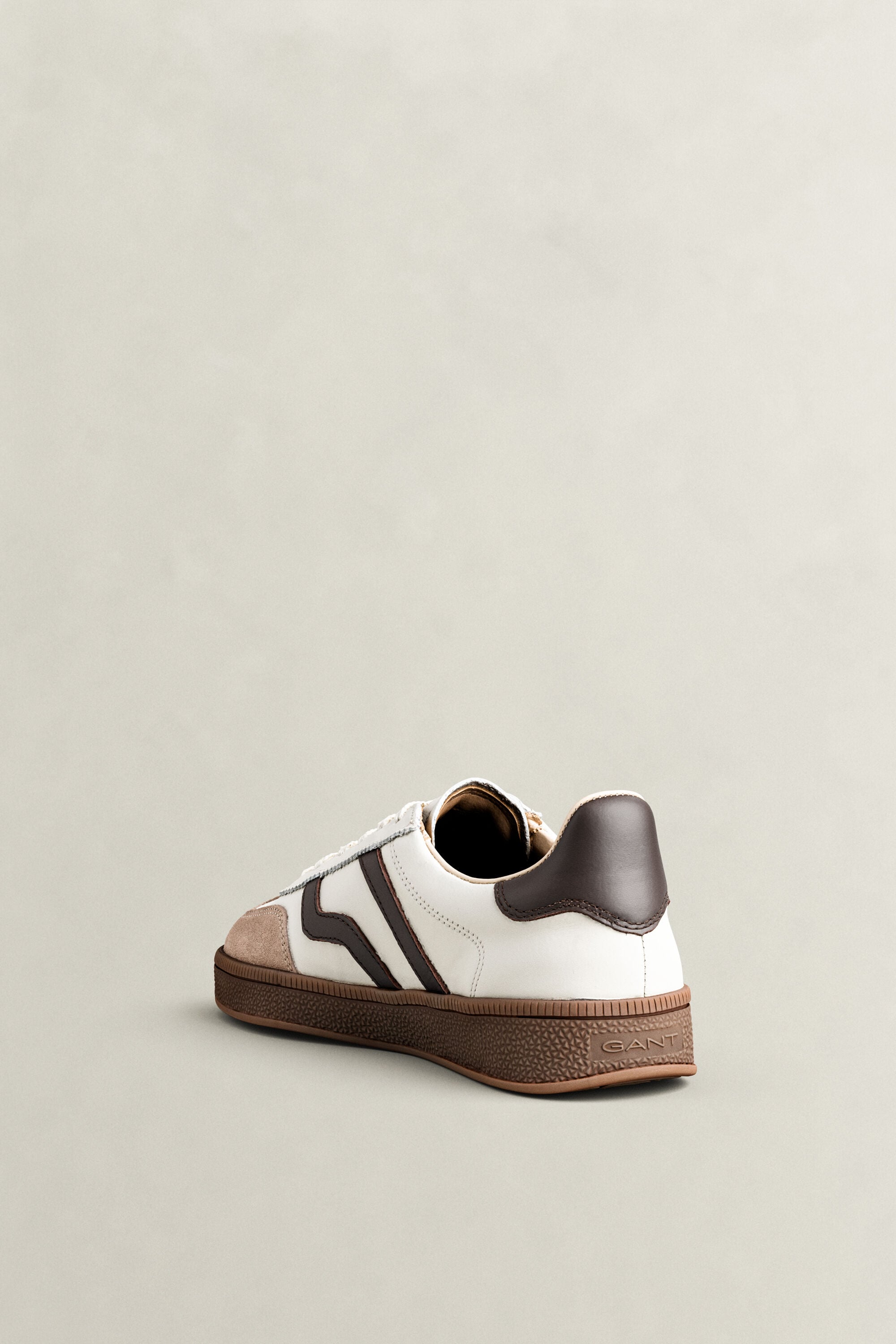 Cuzima sneakers i mocka och läder