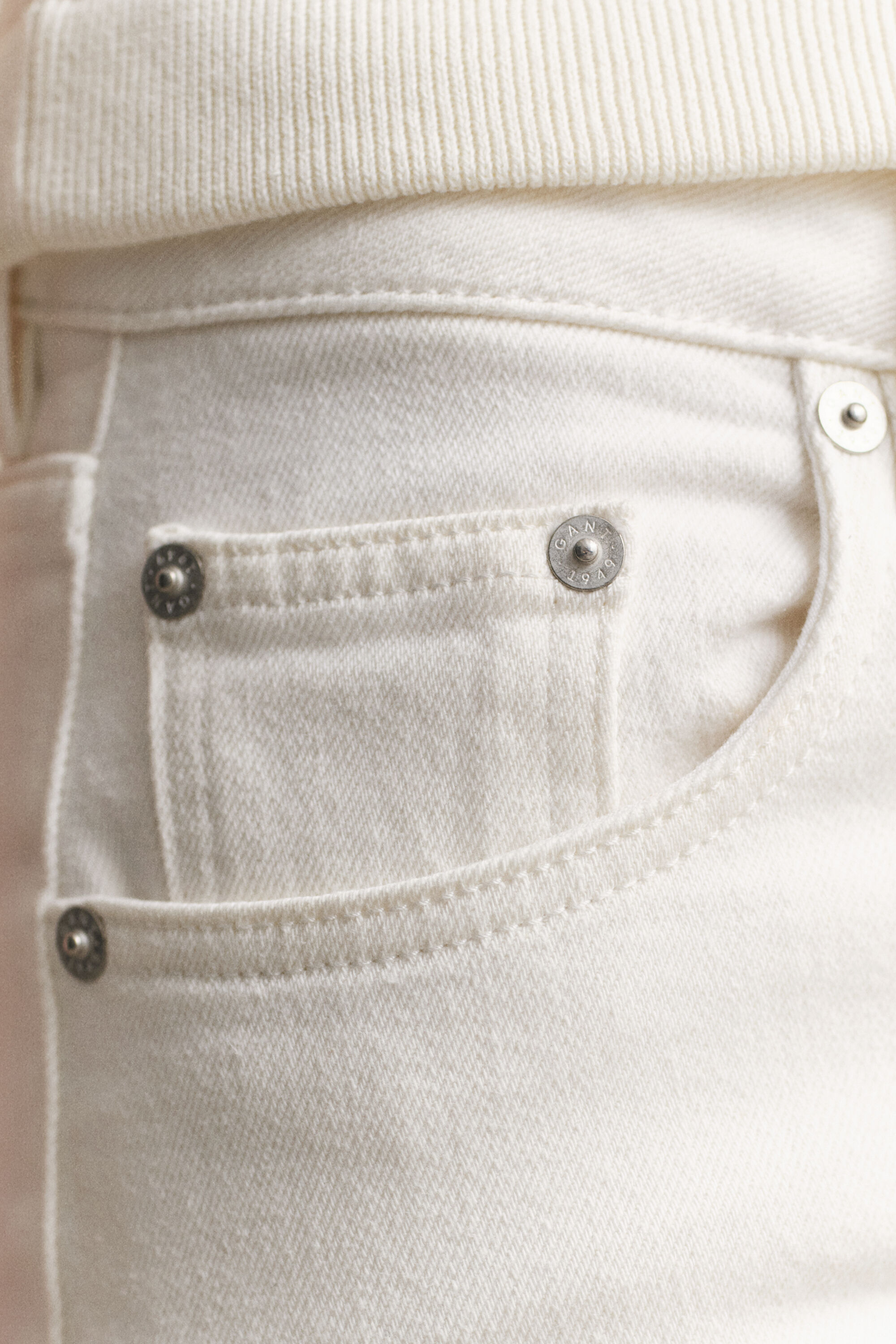 Stretchjeans med raka ben