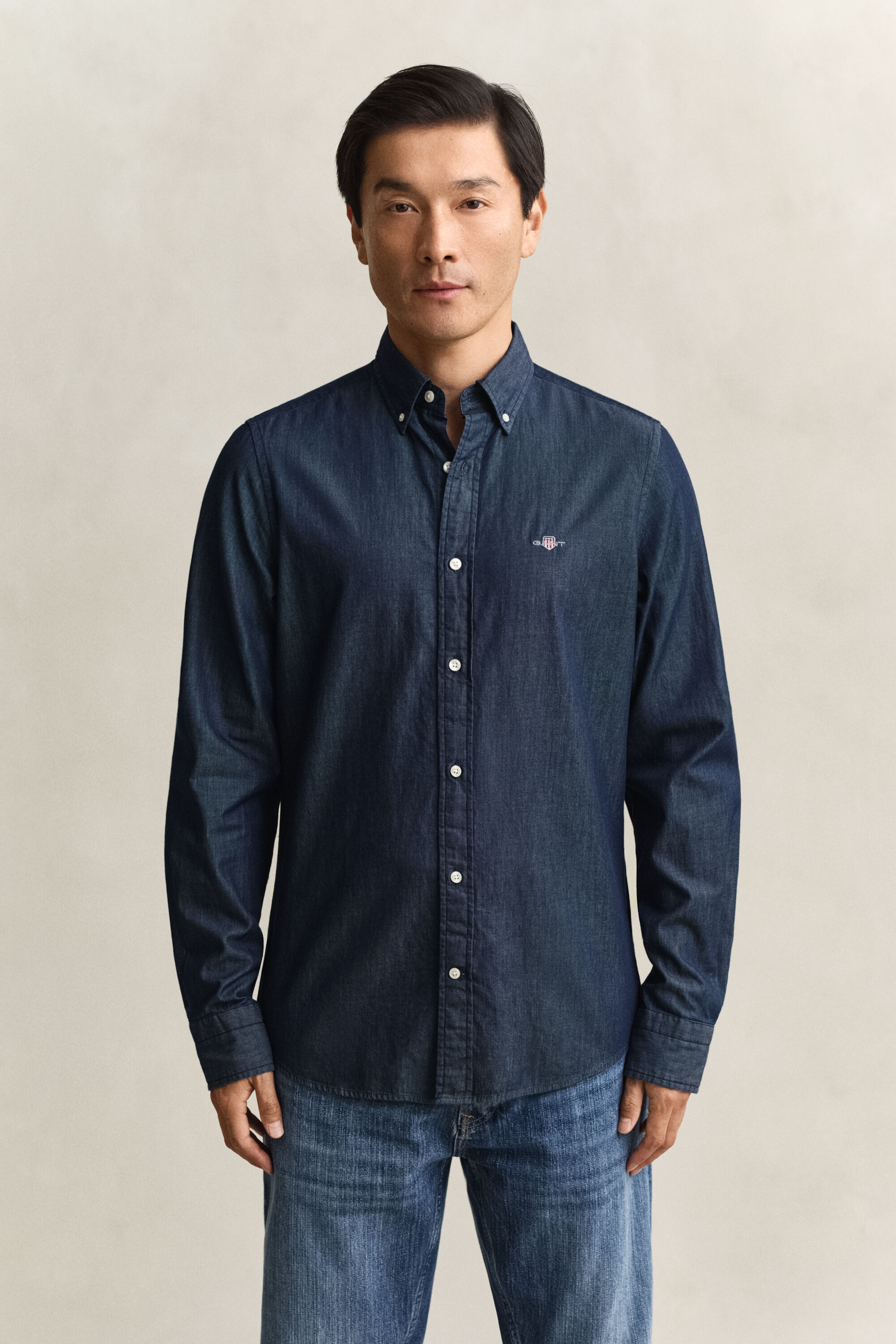 Slim fit indigofärgad skjorta