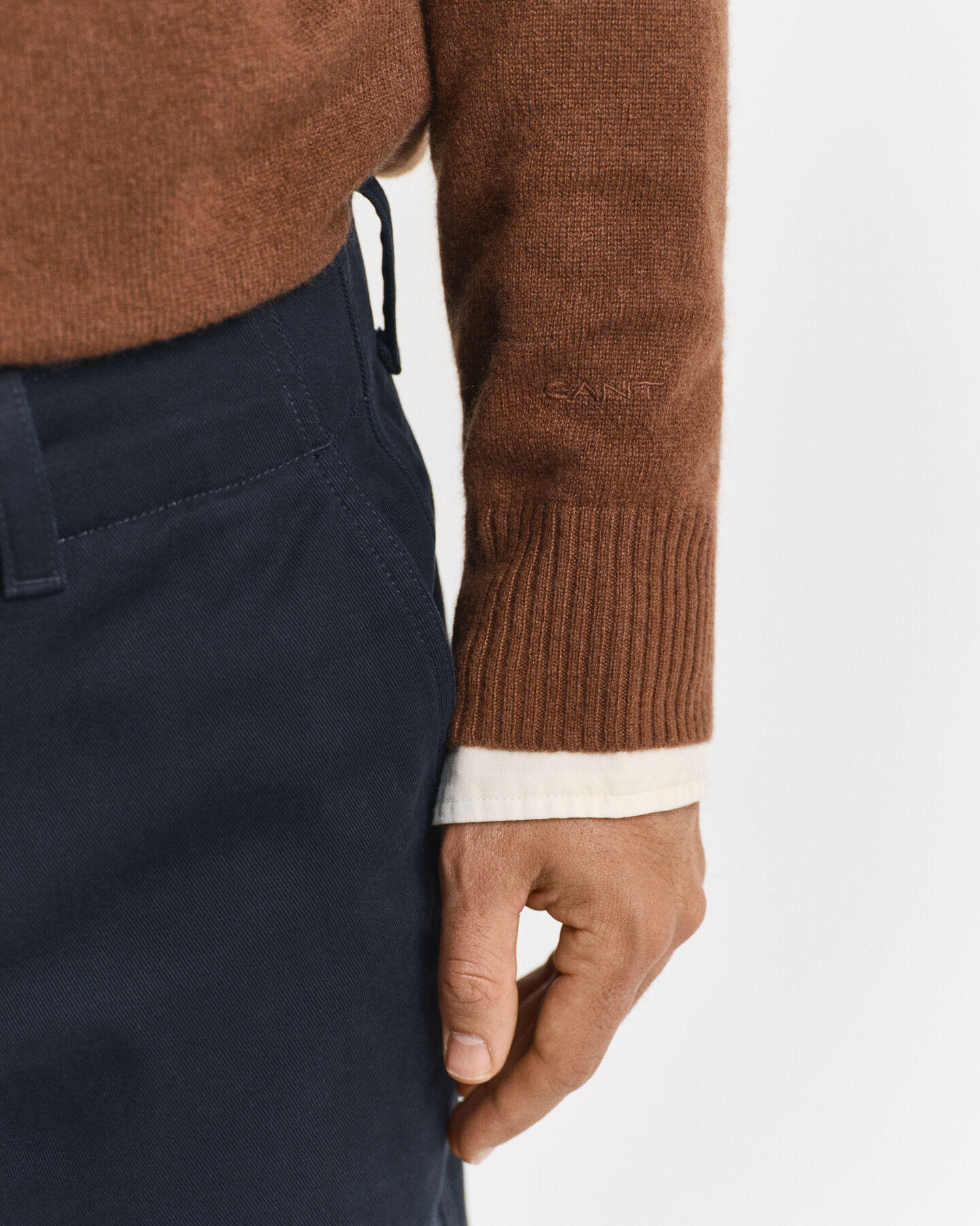 Rundhalsad kashmirtröja