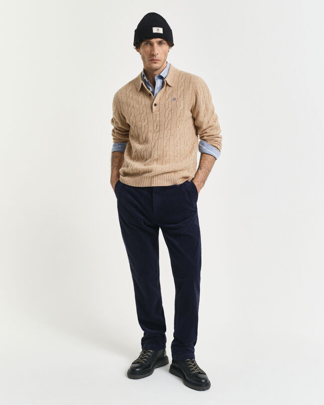 Kabelstickad pikétröja i lammull