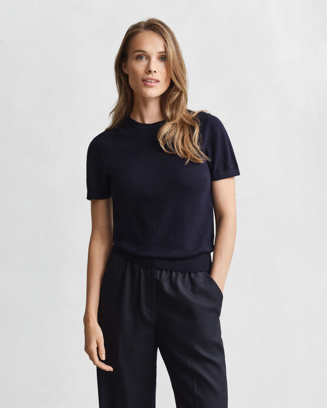 Lätt kortärmad rundhalsad tröja