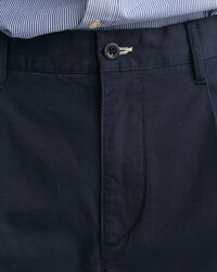 Slim fit twillchinos med veck