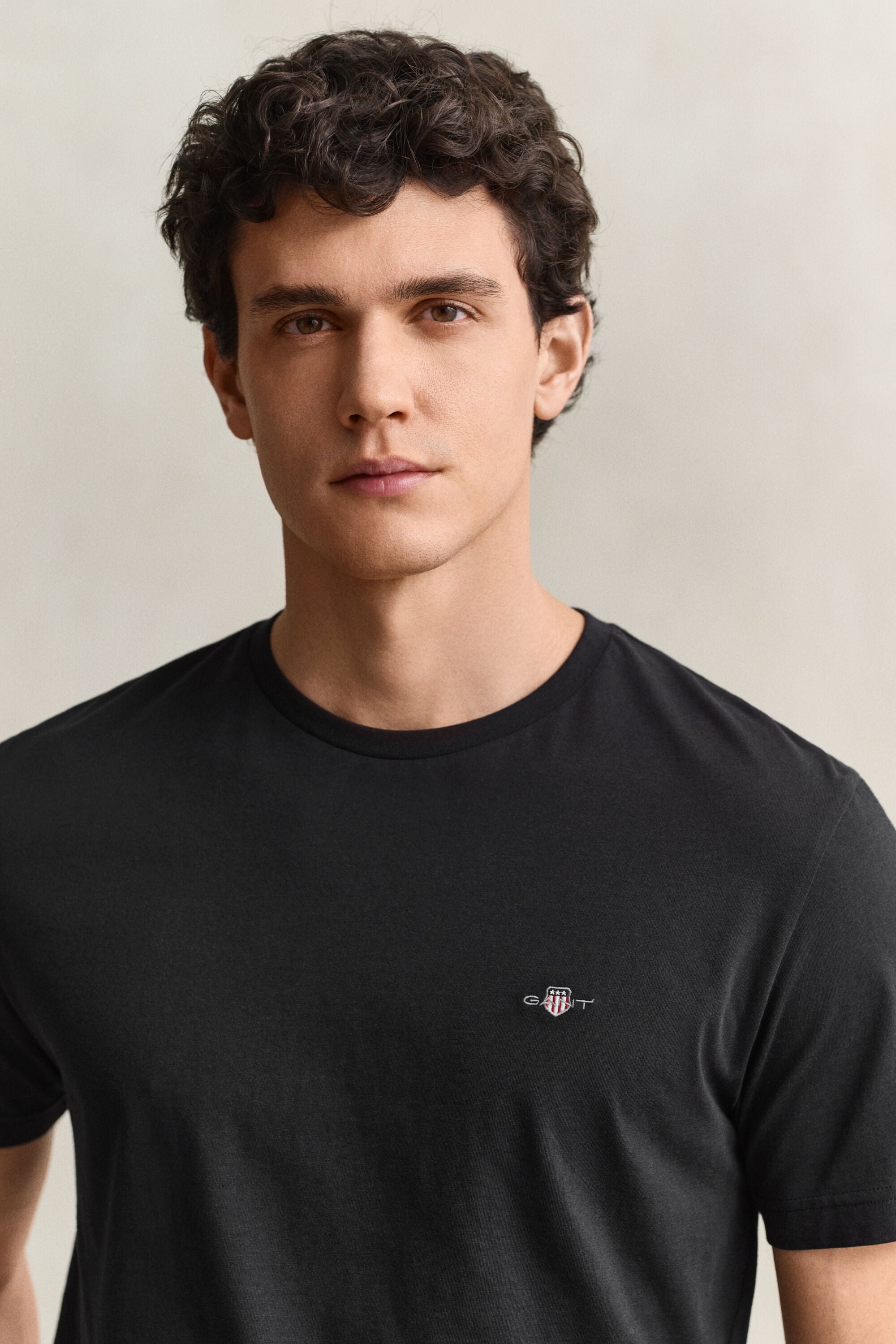 Regular fit T-shirt med sköld