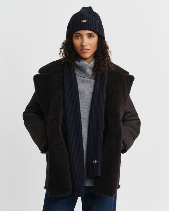 Shield gåvoset med mössa och halsduk