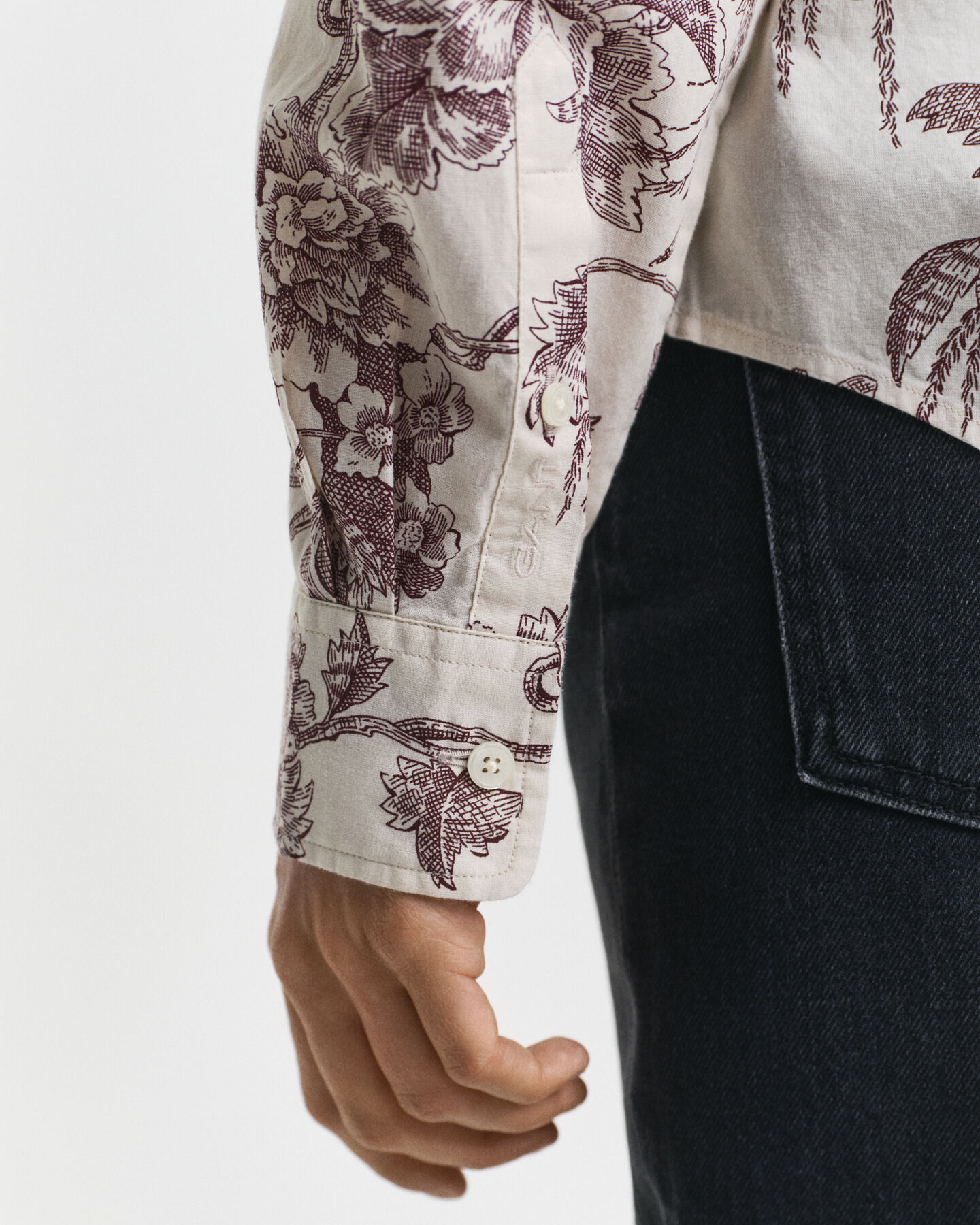 Regular fit trädmönstrad skjorta i bomullsvoile