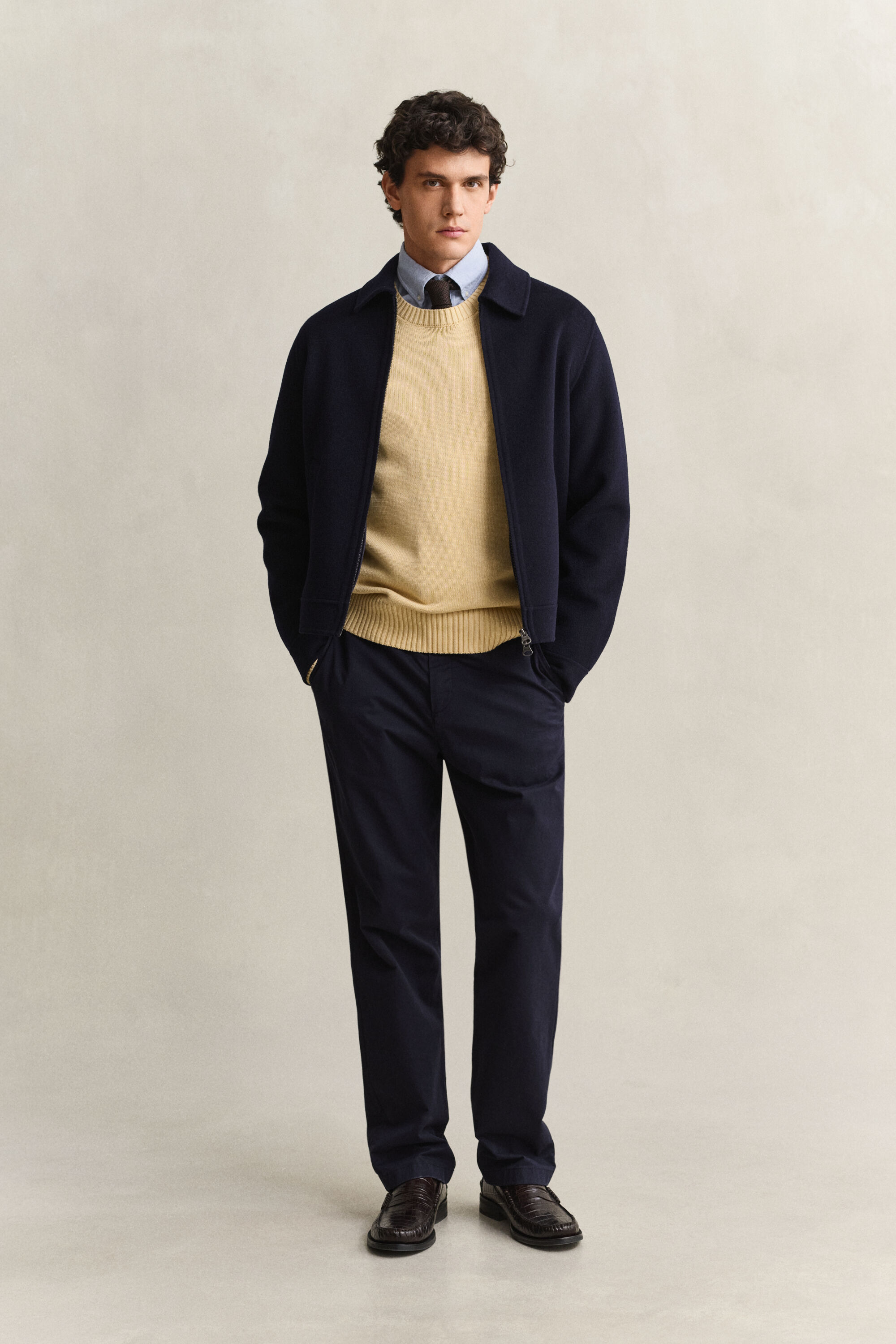 Klassiska chinos med regular fit