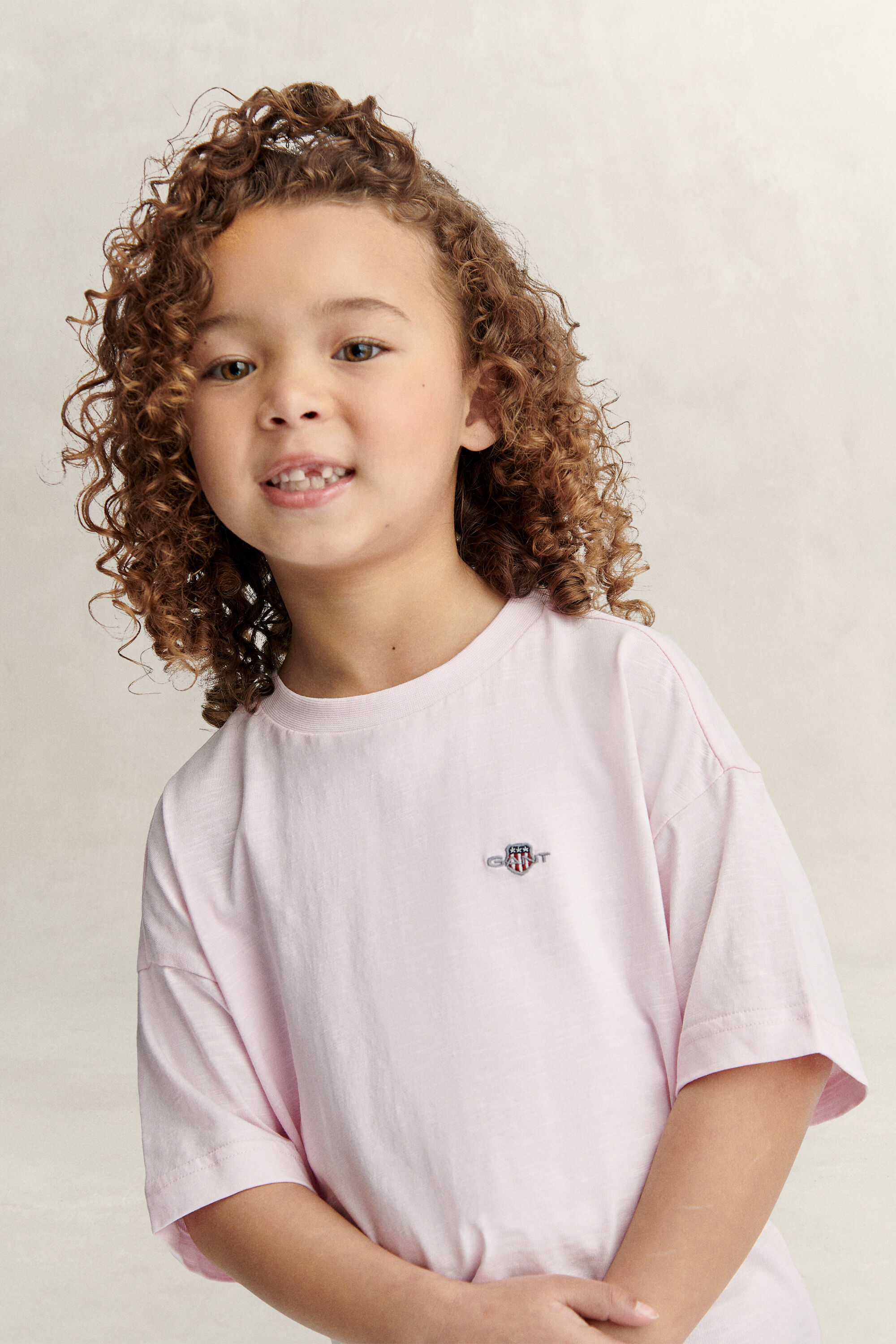 Girls T-shirt med sköldemblem