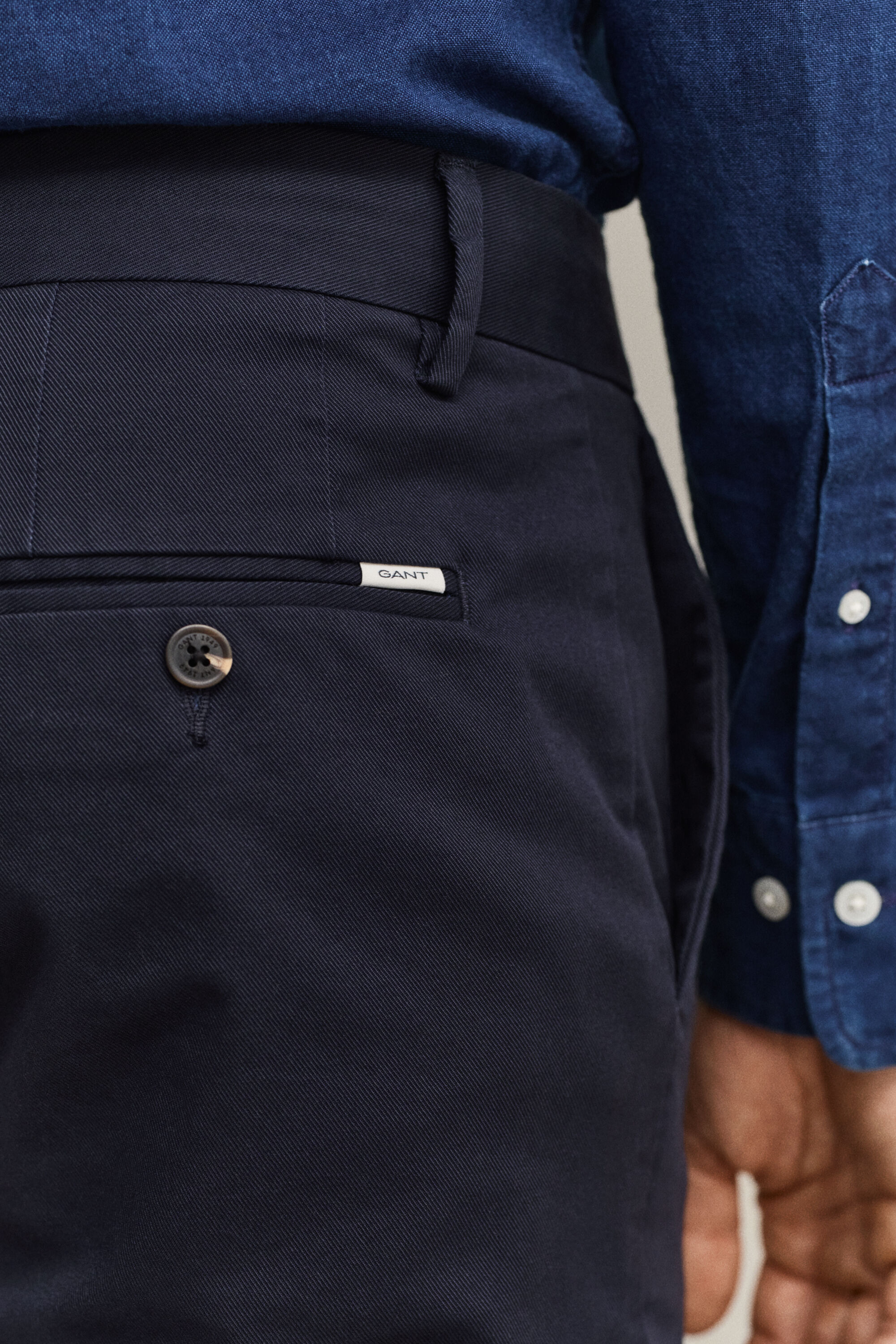 Eleganta chinos med slim fit
