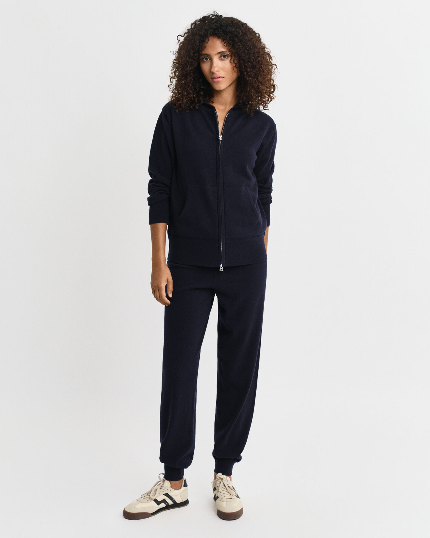 Hoodie i superfin lammull med dragkedja