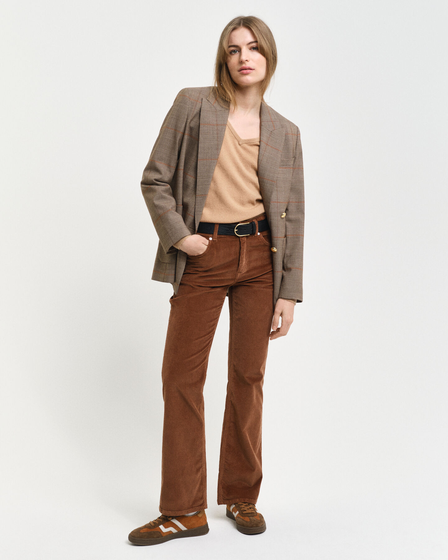 V-ringad tr&ouml;ja i extra fin lammull