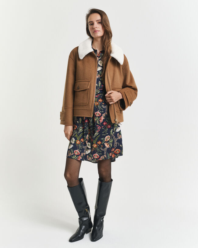 Blommig skjortklänning i viskos