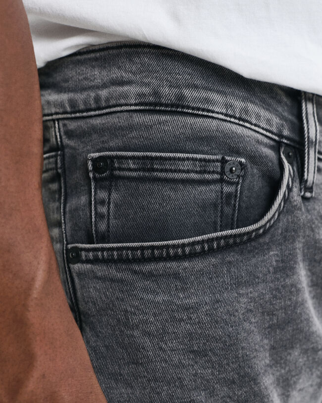 Slim fit svarta jeans