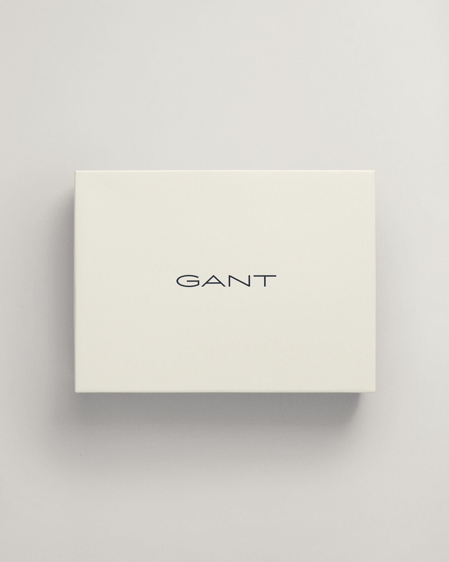 Shield gåvoset med mössa och halsduk