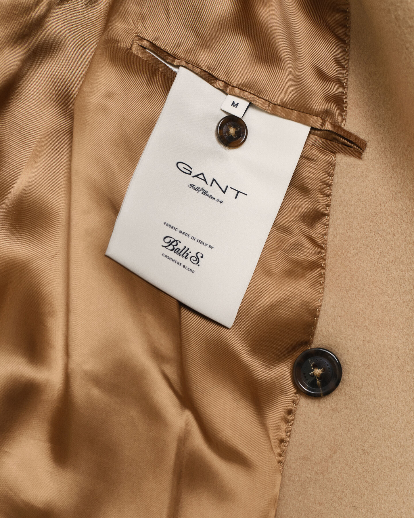 Yllerock med dubbelknäppning