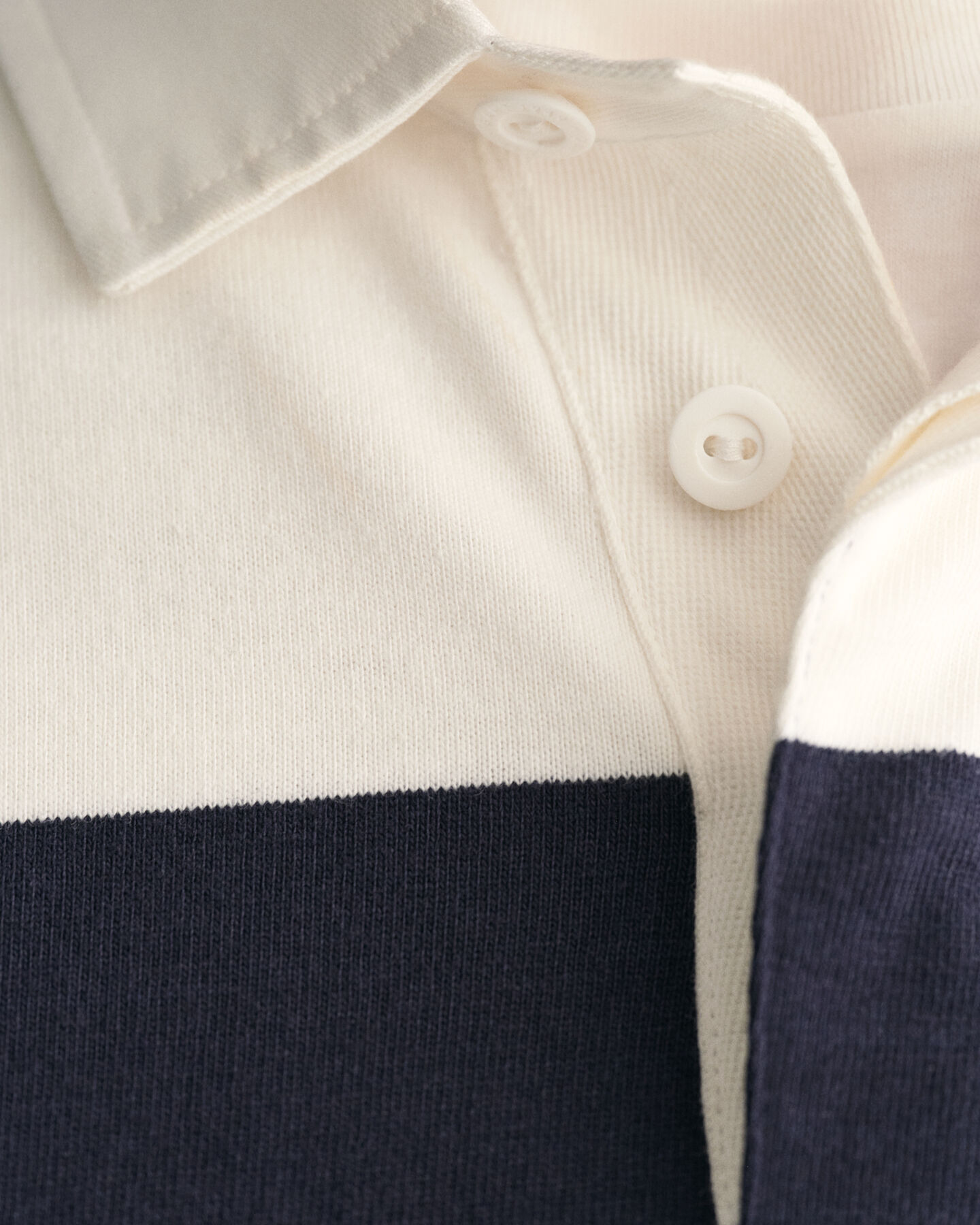 Heavy Rugger med sköld och breda ränder