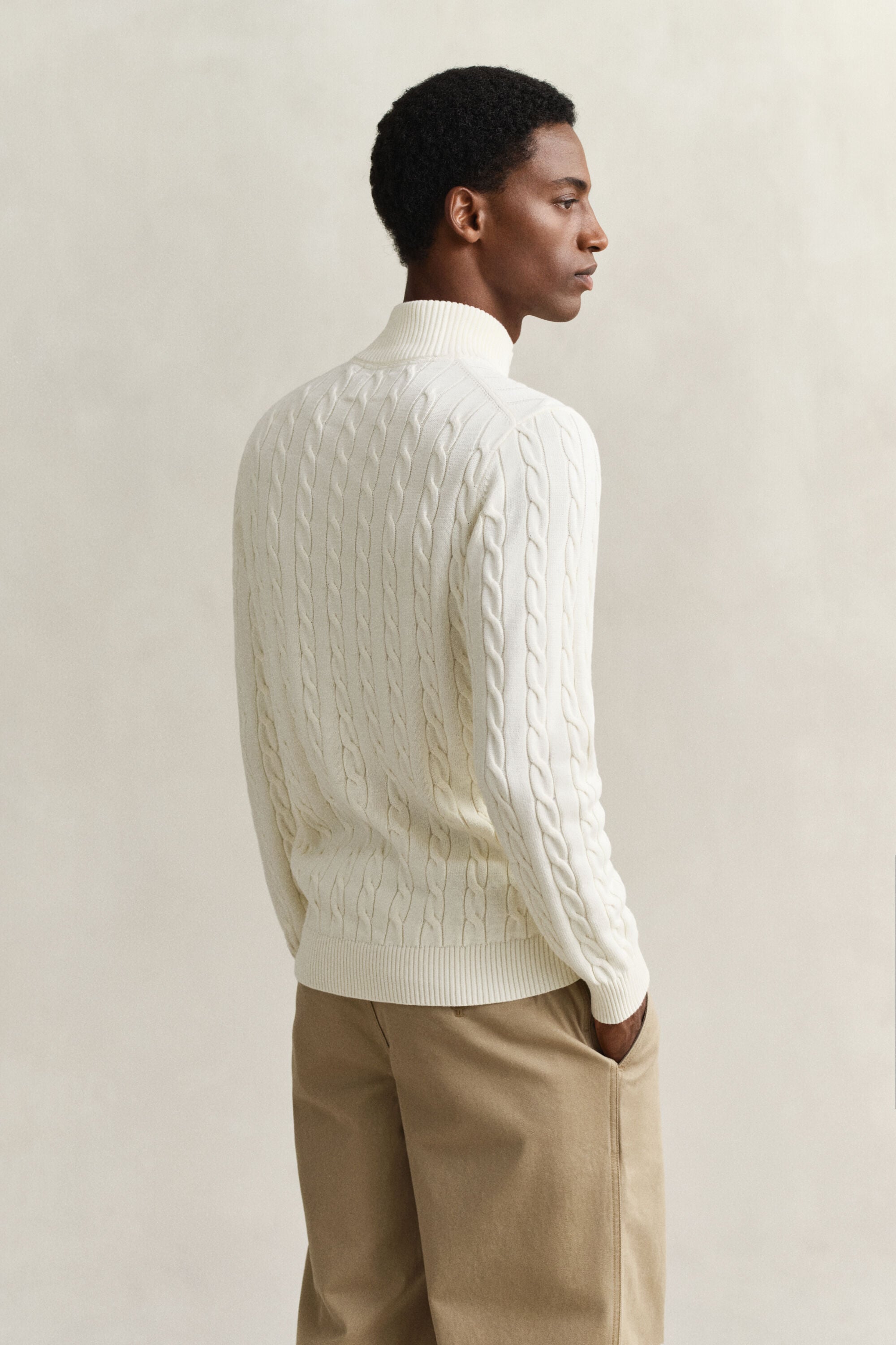 Kabelstickad bomullströja med half-zip