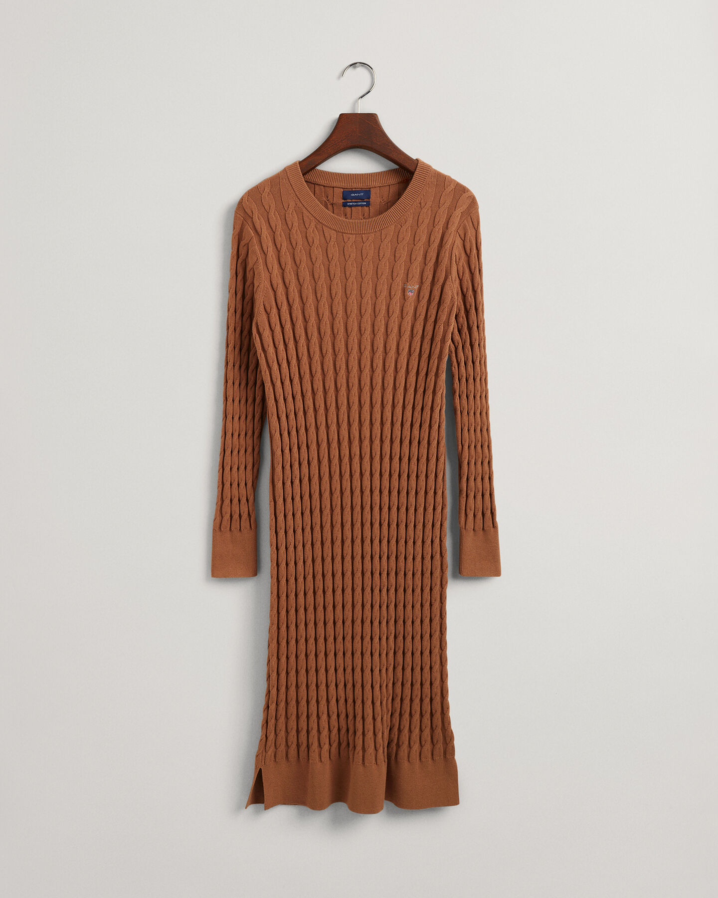 Kabelstickad kl&auml;nning