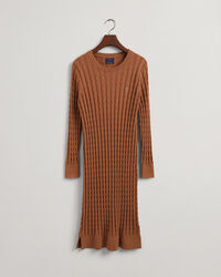 Kabelstickad kl&auml;nning