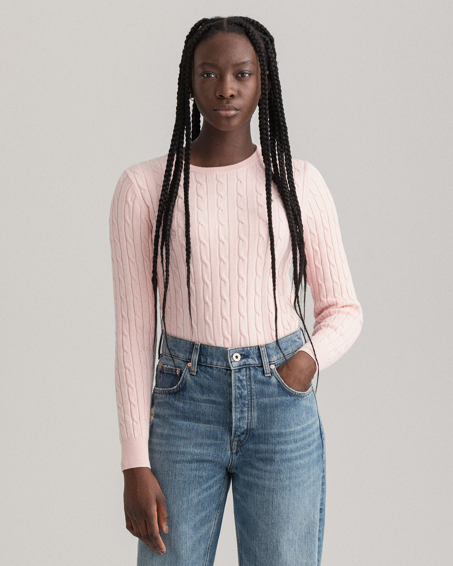 Kabelstickad crew neck bomullstr&ouml;ja med stretch