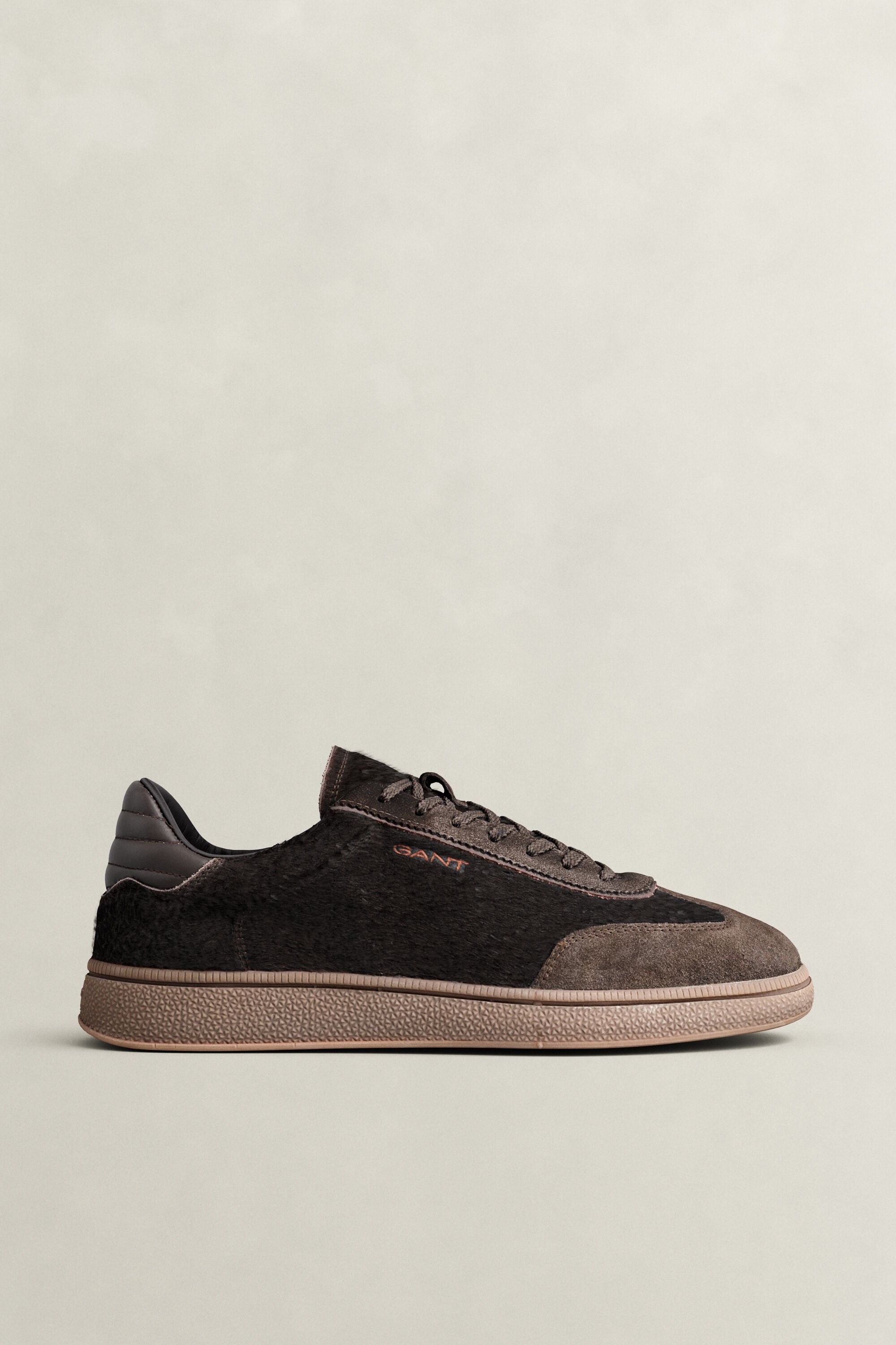 Cuzmo sneakers i mocka och nylon