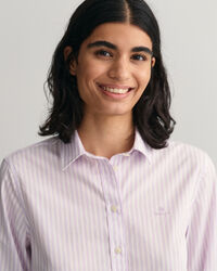 Regular fit randig poplinskjorta