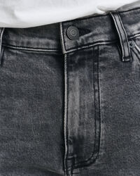 Slim fit svarta jeans