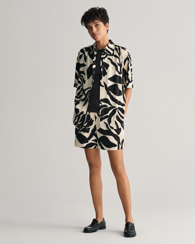 Relaxed fit palmm&ouml;nstrade dra-p&aring;-shorts