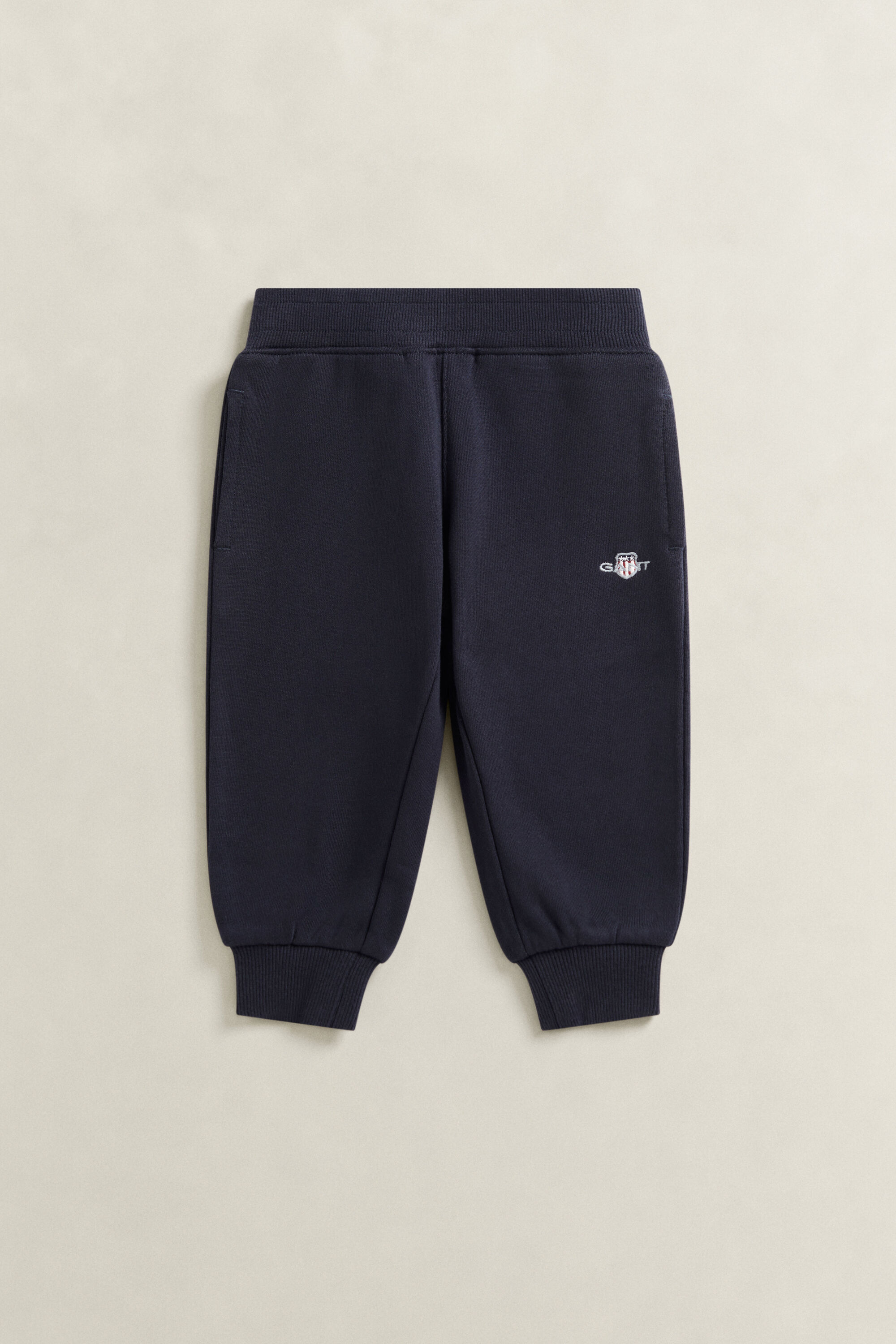 Boys sweatpants med sköldemblem