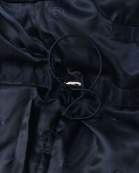 Mellanlång dunjacka