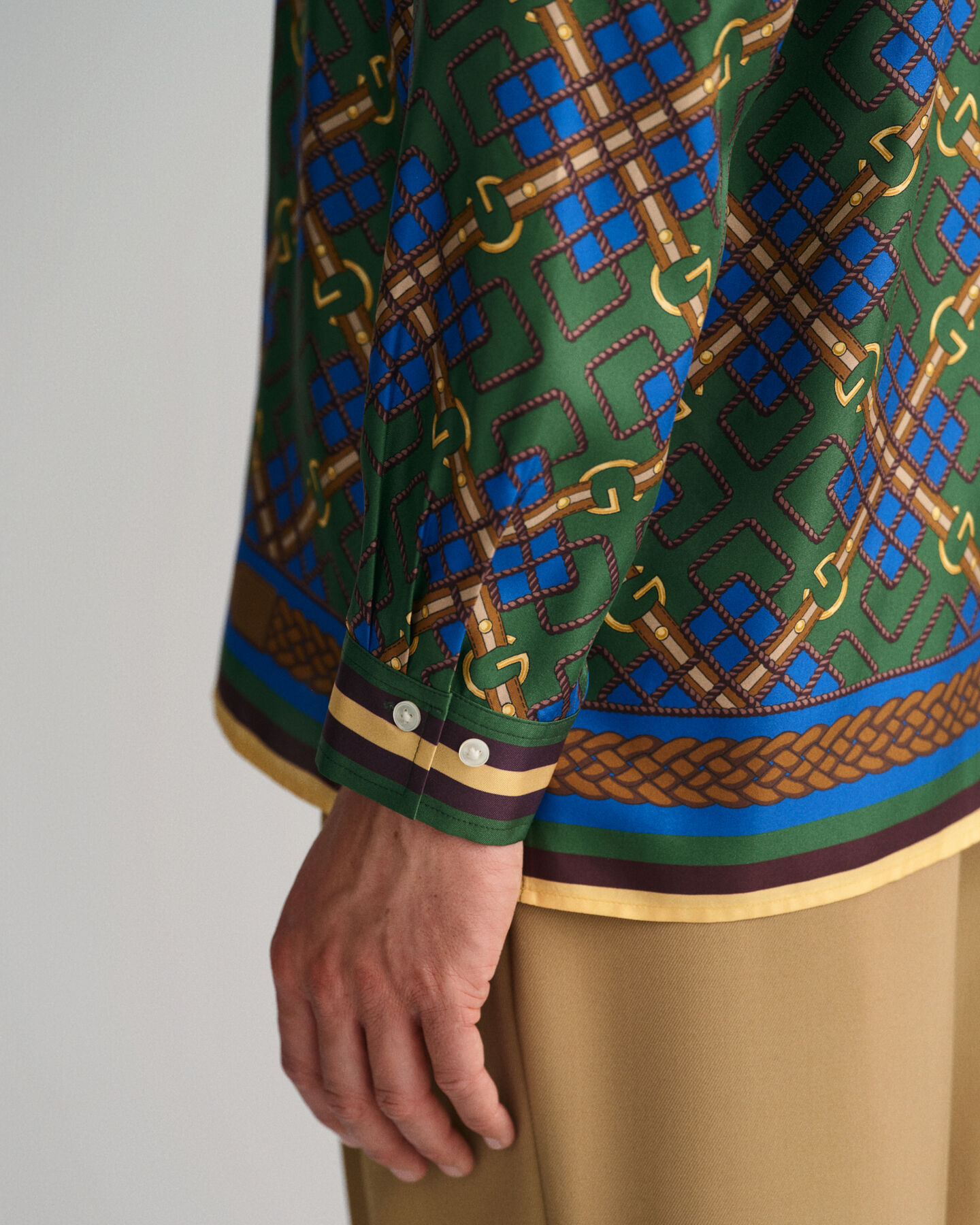 Relaxed fit Medallion sidenskjorta