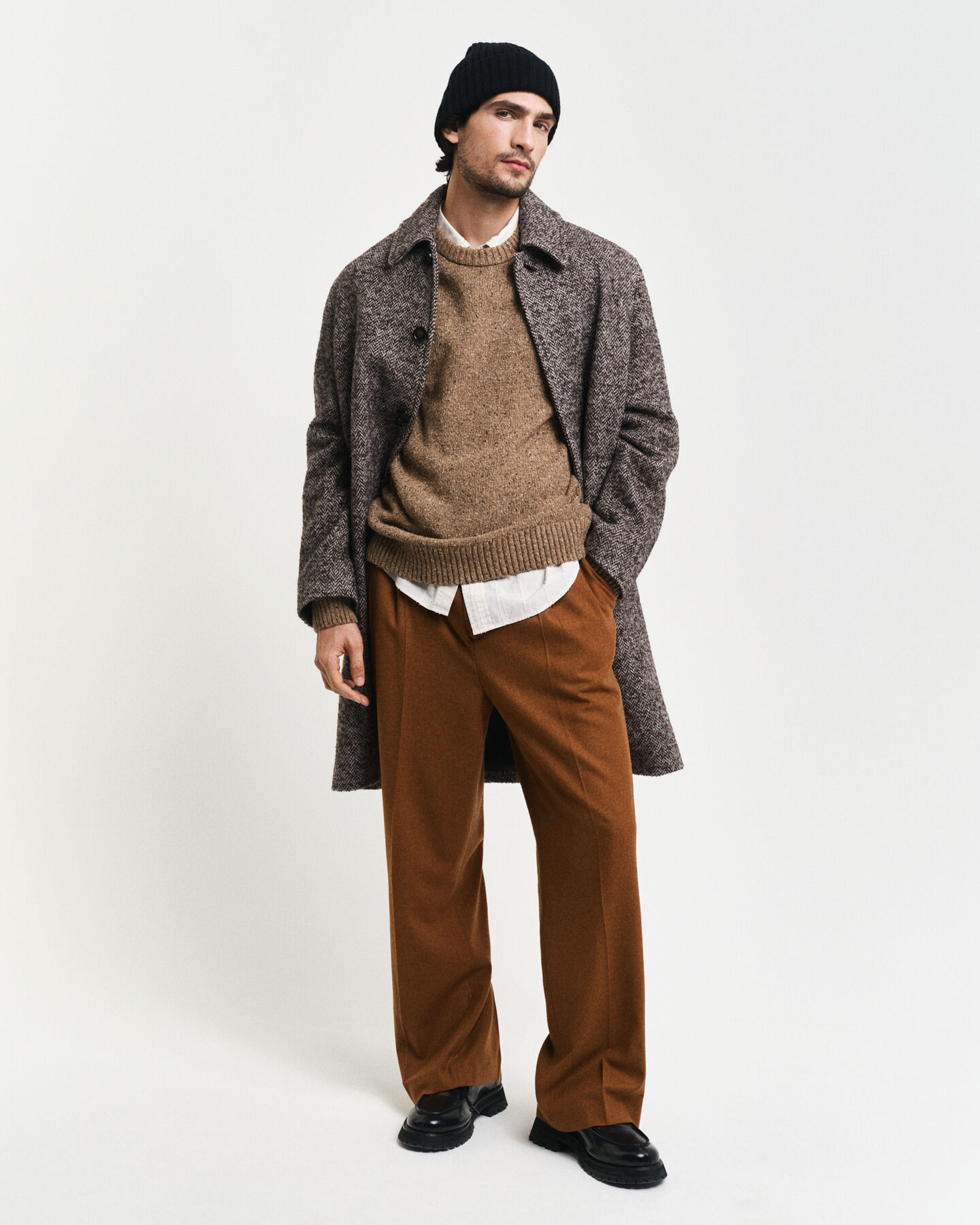 Rundhalsad ylletröja med nepseffekt