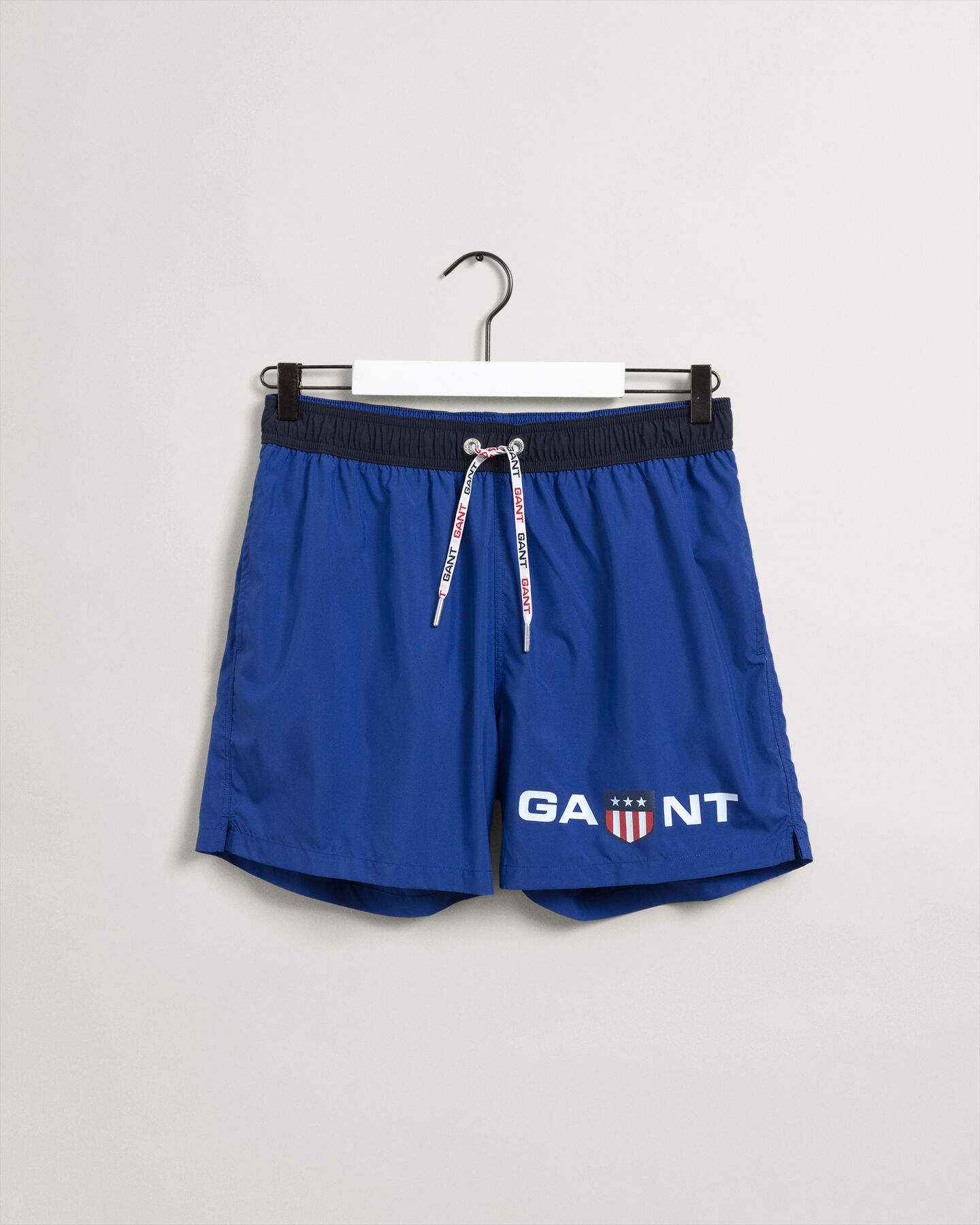 Classic fit Retro Shield badshorts