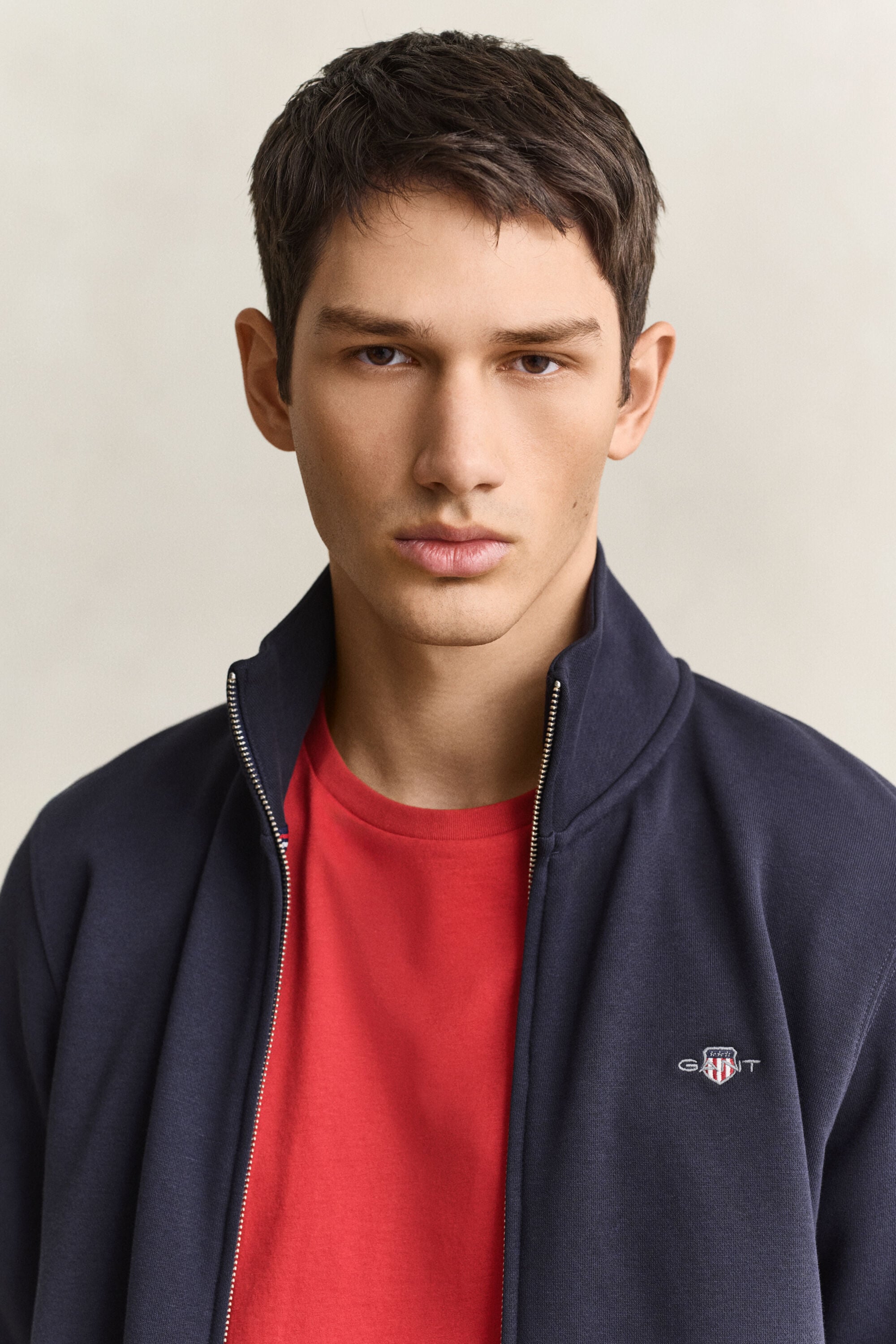 Shield sweatshirt med dragkedja