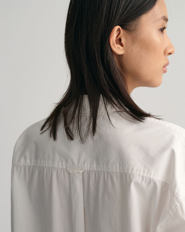 Oversized poplinskjorta med breda manschetter