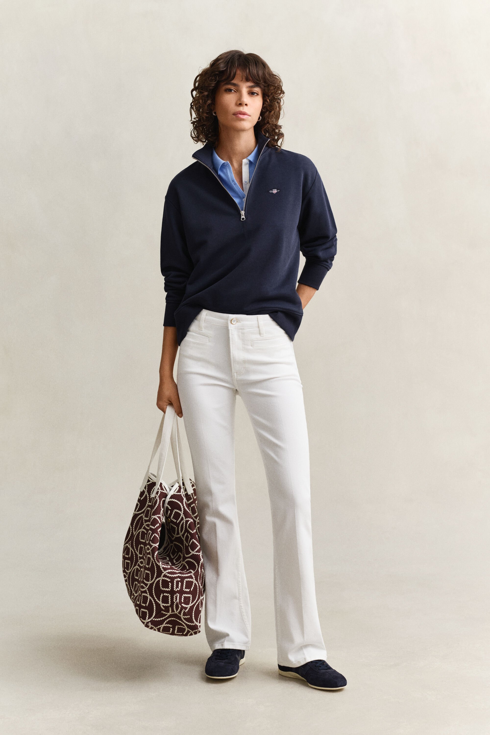 Shield sweatshirt med dragkedja vid halsöppningen