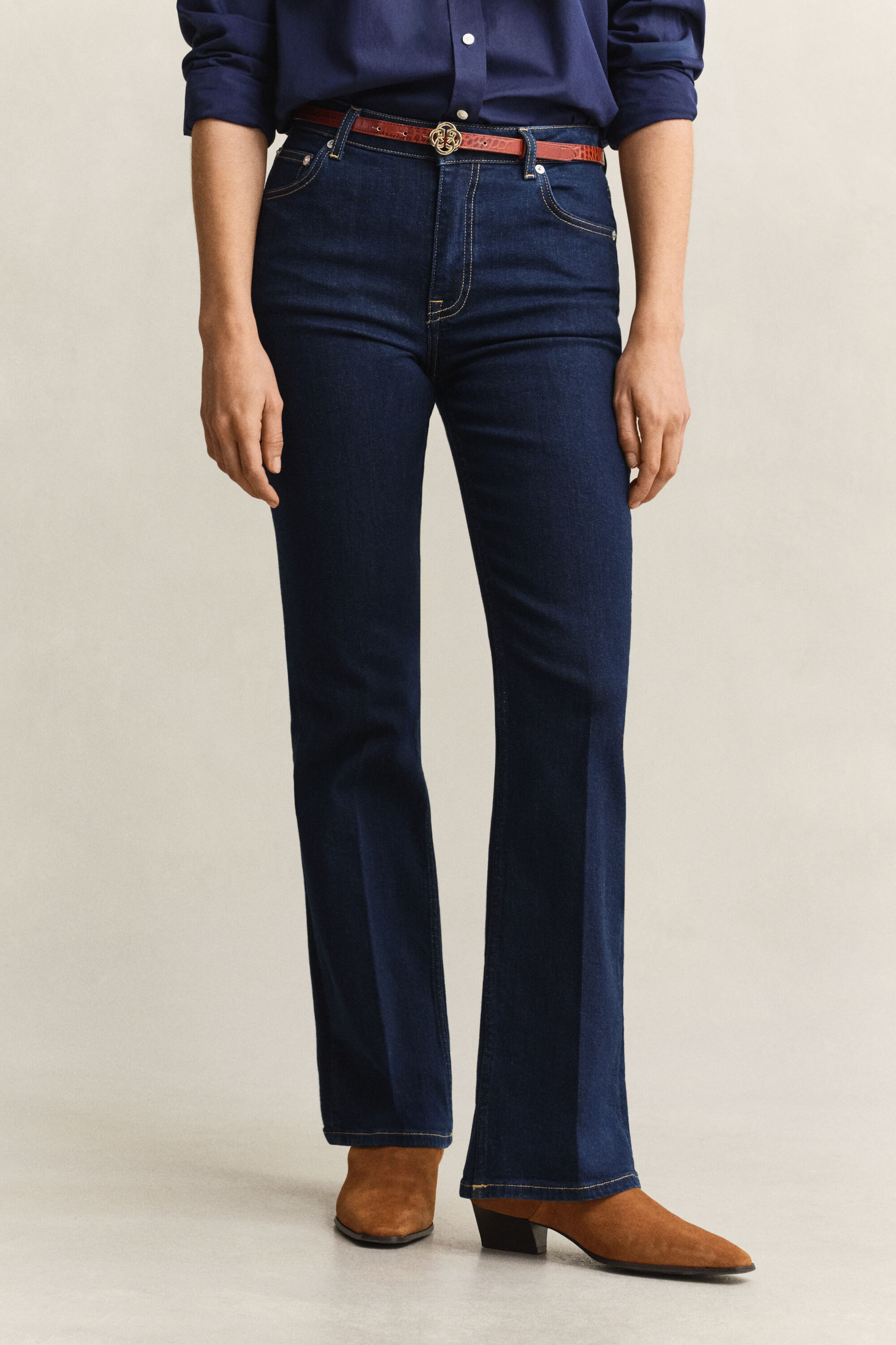 Slim utställda stretchjeans