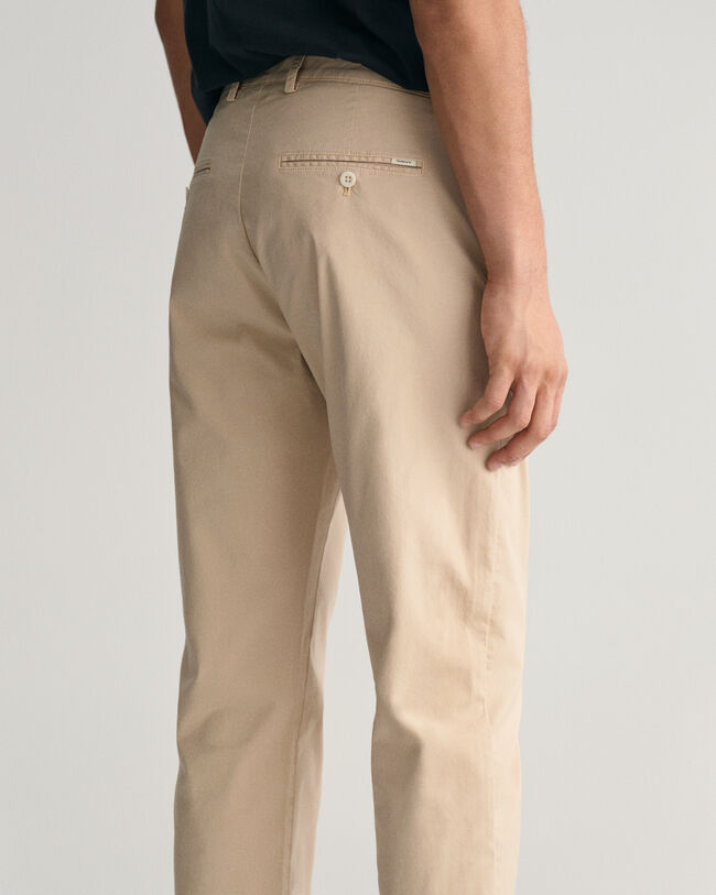 Regular fit Sunfaded chinos