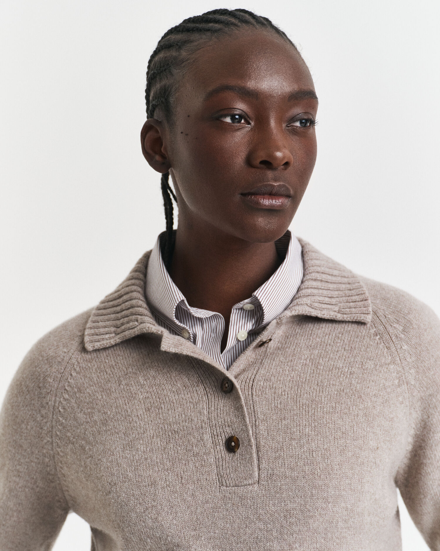 Stickad rugger i ull- och kashmirblandning