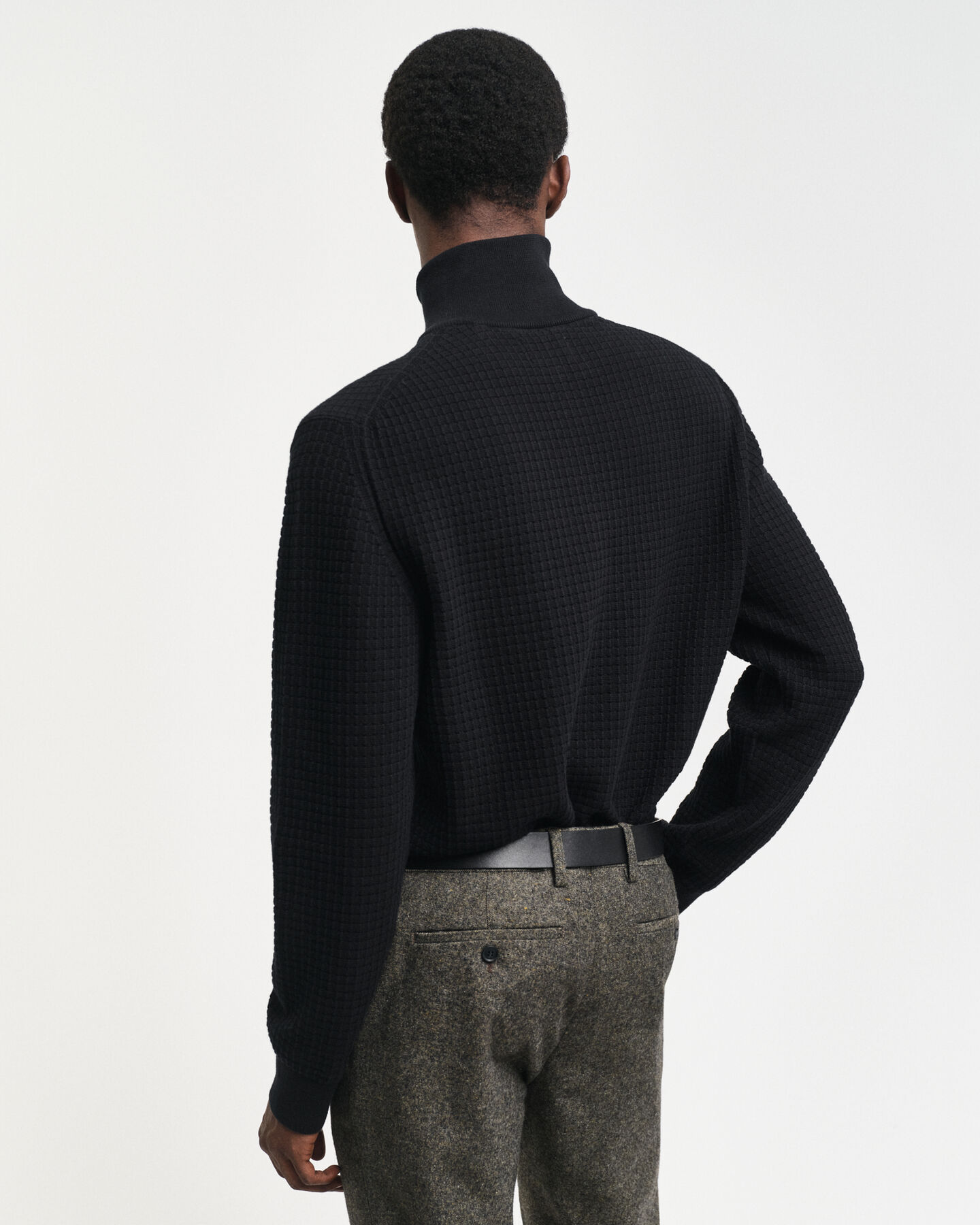 Bomullstr&ouml;ja med struktur och halv dragkedja