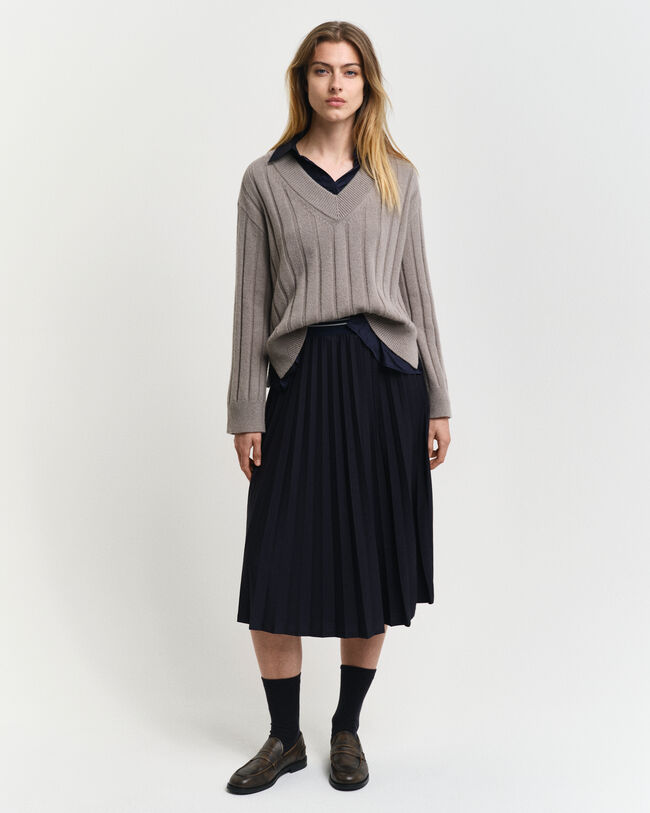 Bredribbad V-ringad tr&ouml;ja i ull