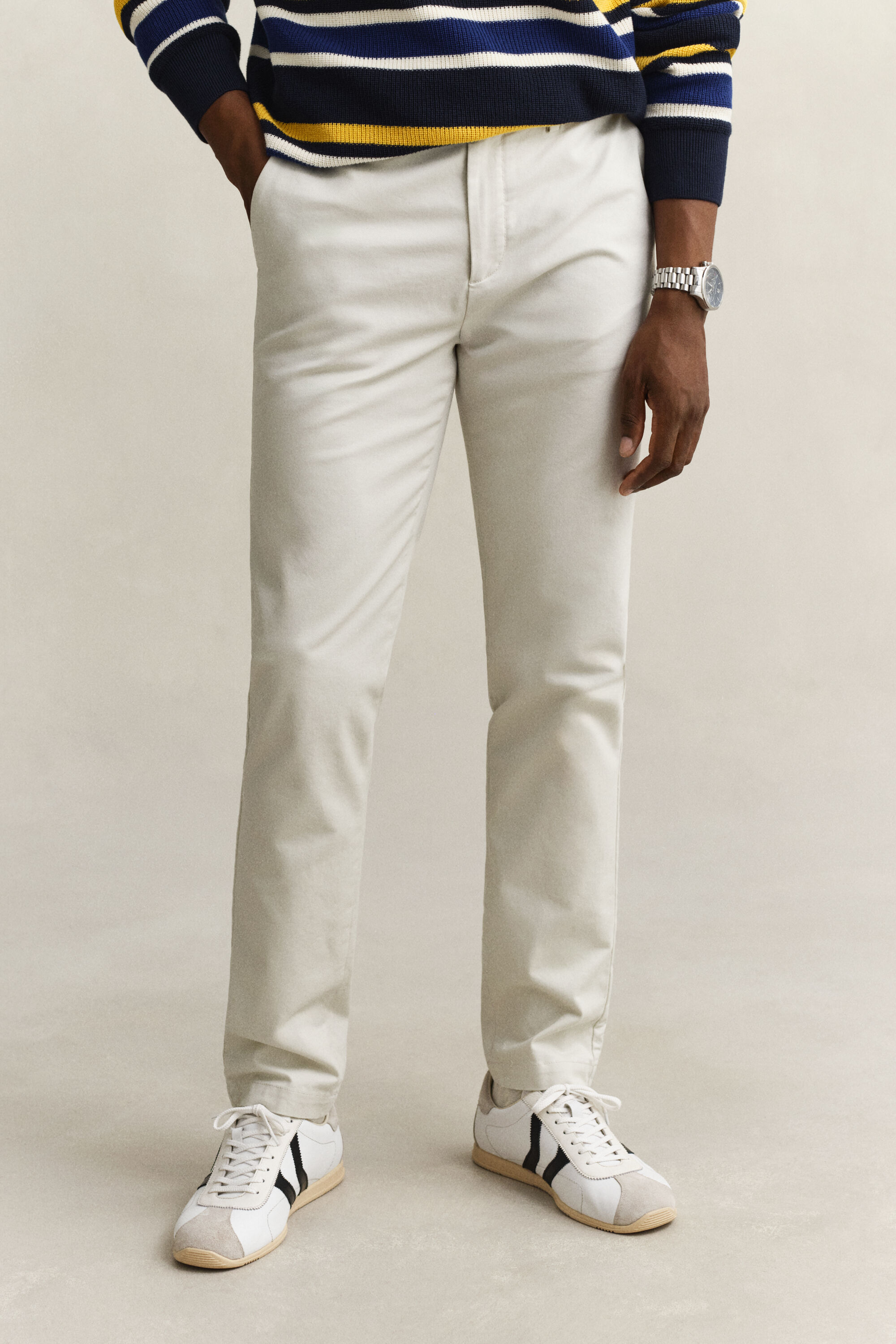 Eleganta chinos med slim fit