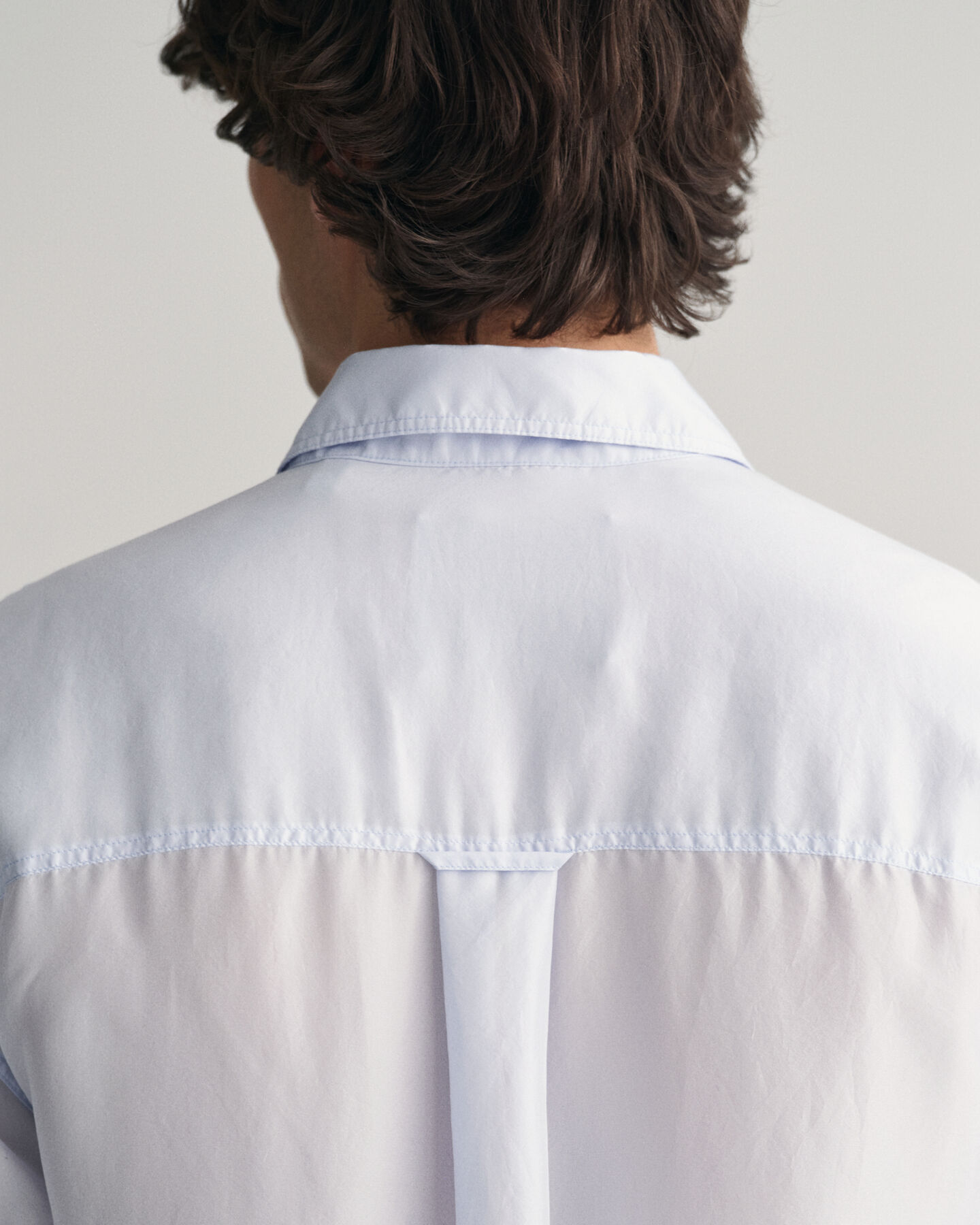 Relaxed fit sidenskjorta