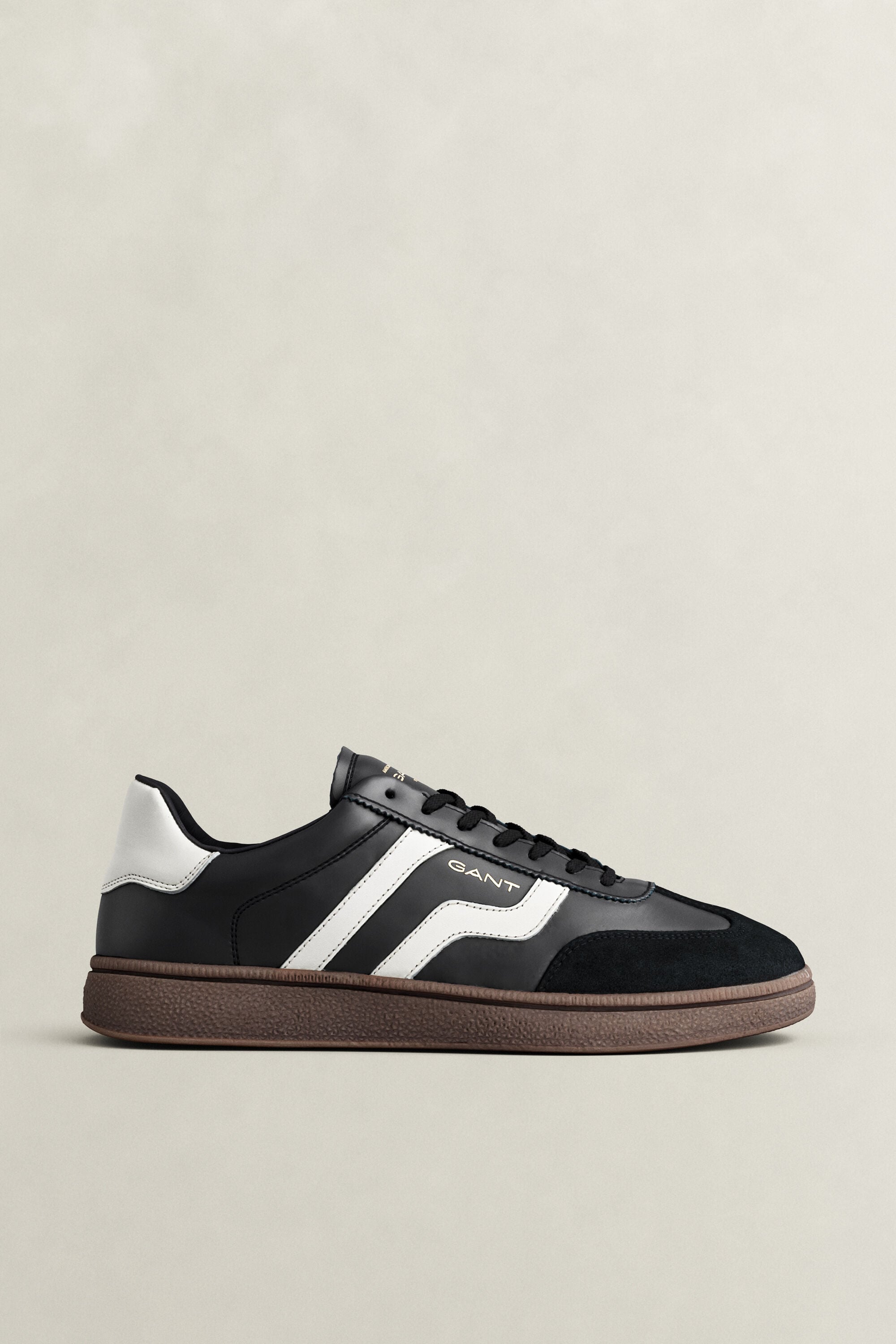 Cuzmo sneakers i läder