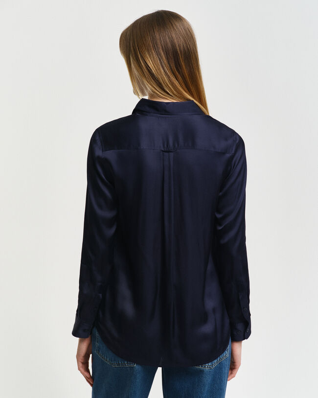 Regular fit skjorta med fickor